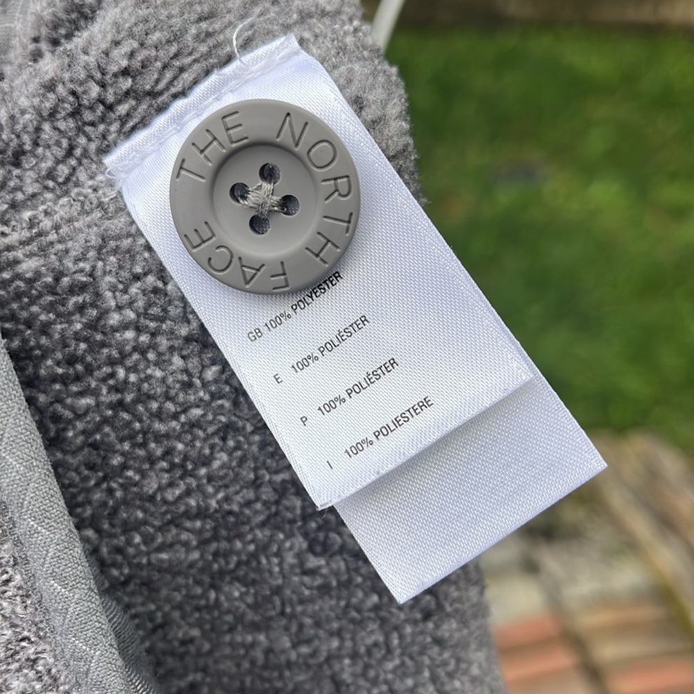 The North Face Gray Crescent Sunshine Button & Zip Hoodie - Picture 14 of 15